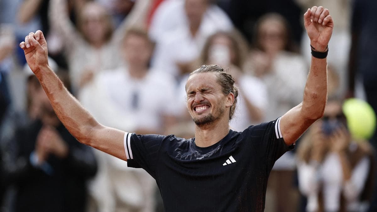 Alexander Zverev Clinches Maiden Grand Slam Title in Gritty French Open Final Victory