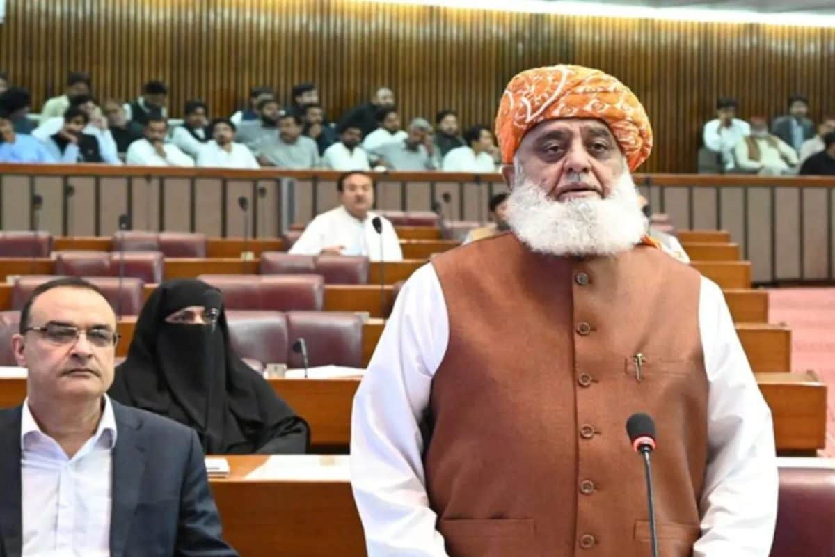 'Borders Shut, China Unhappy': Fazl-ur-Rehman Targets Pakistan's Security and Foreign Policies