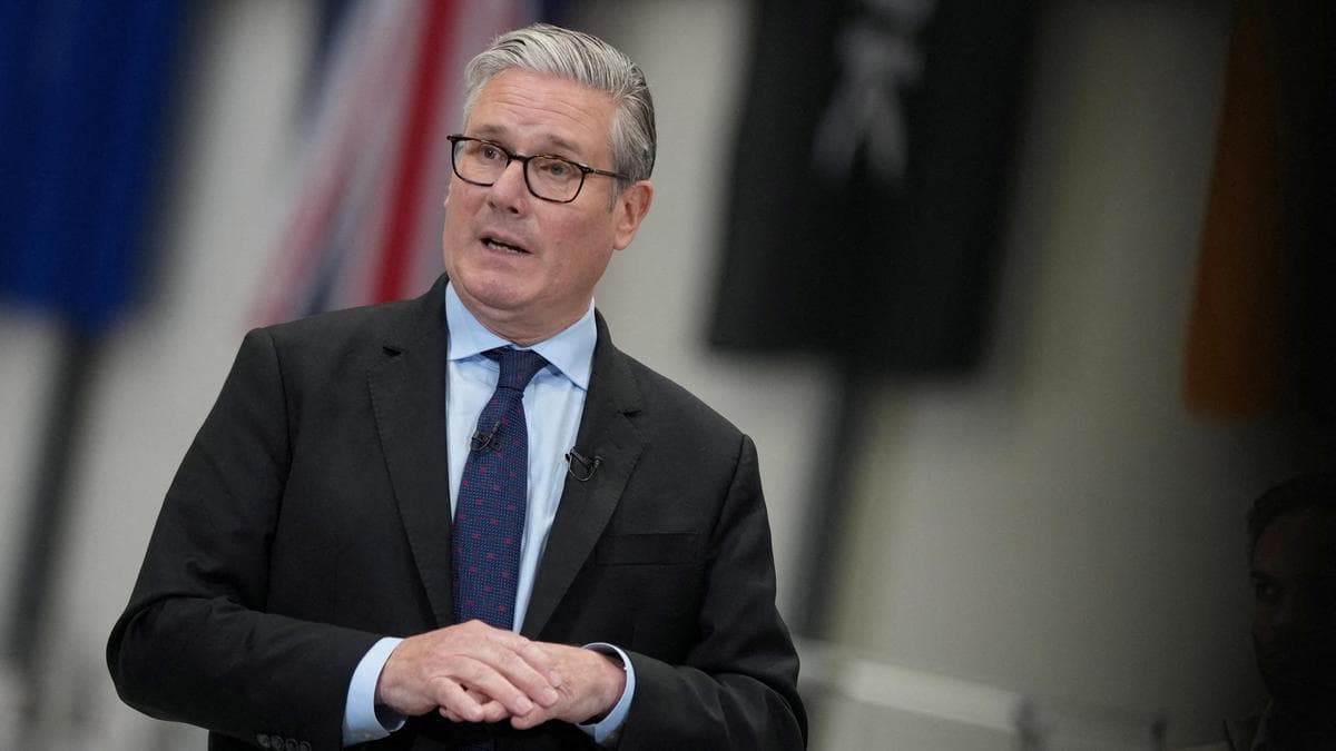 British PM Starmer Criticizes Vance Over Comments on Teen’s Stabbing Death