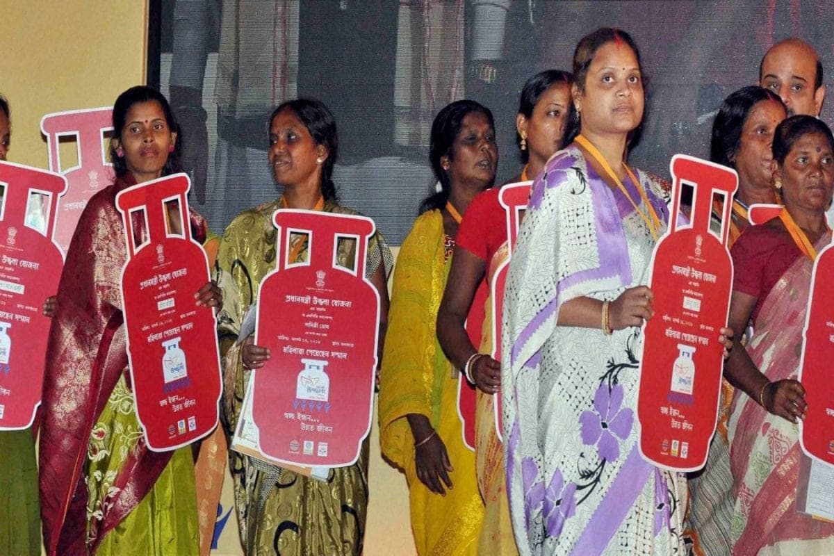 कोड को समझना: उज्ज्वला गैस सब्सिडी में कटौती के पीछे का तर्क