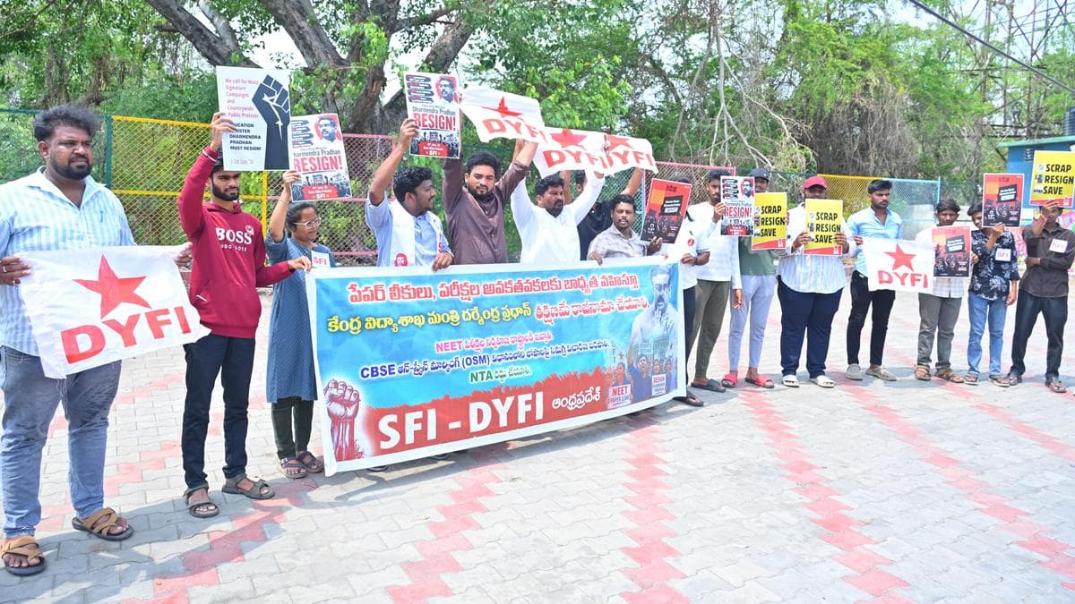 Crisis in Testing: SFI and DYFI Lead Nationwide Protests Against NTA Failures