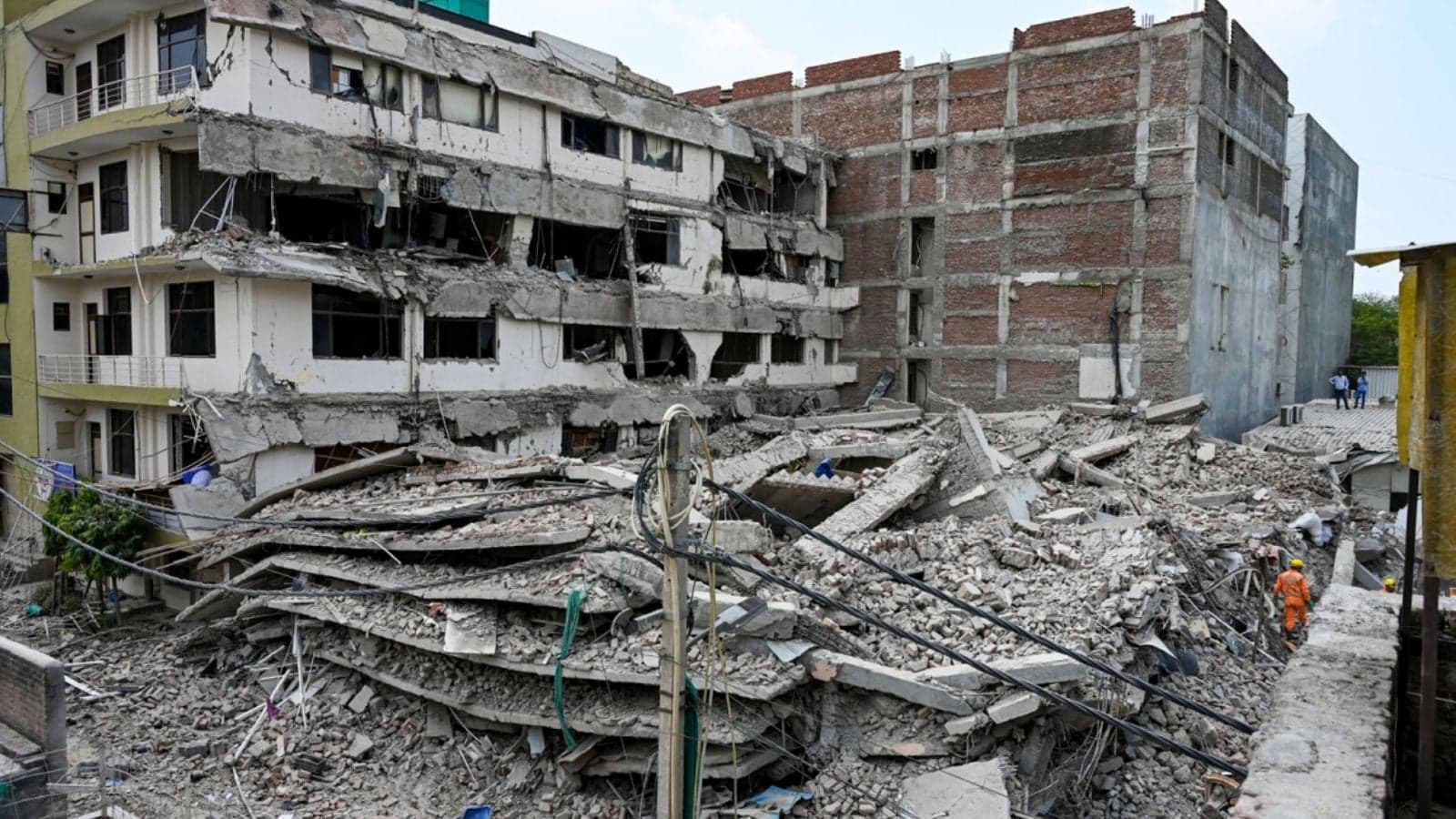 Digital Vigilantism: Delhi HC Orders Takedown of Videos Maligning Judge Over Saket Collapse