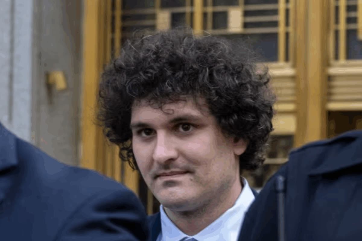 From Billionaire to Inmate: Jailed FTX Founder Seeks Trump Pardon Years After Crypto Fraud Conviction