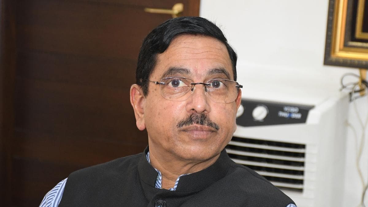 ग्लोबल सप्लाई शॉक की मार: रसोई गैस सिलेंडर की कीमतों में बढ़ोतरी क्यों है अनिवार्य?