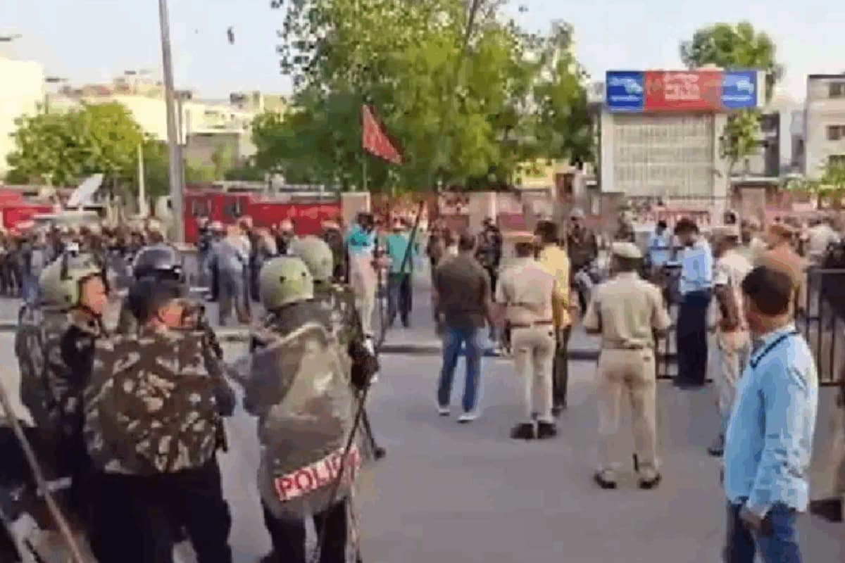 Jaipur on Edge: Digital Blackout and Heavy Security Mark Landmark Road-Widening Drive