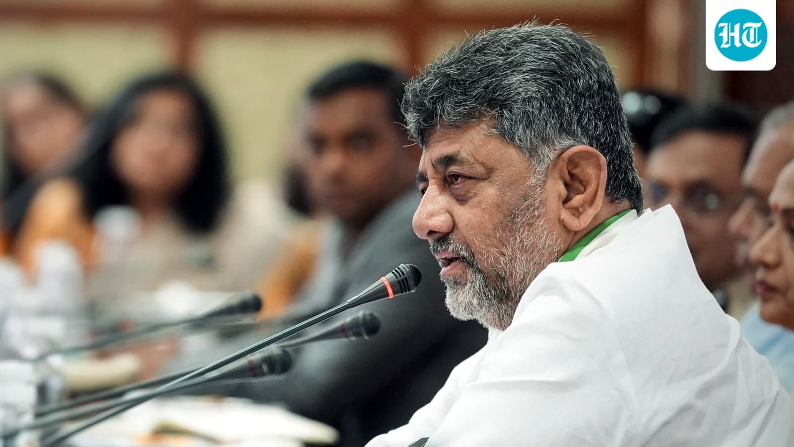 Karnataka Cabinet Crisis: DK Shivakumar Attempts to Placate Resigned Minister Ramalinga Reddy