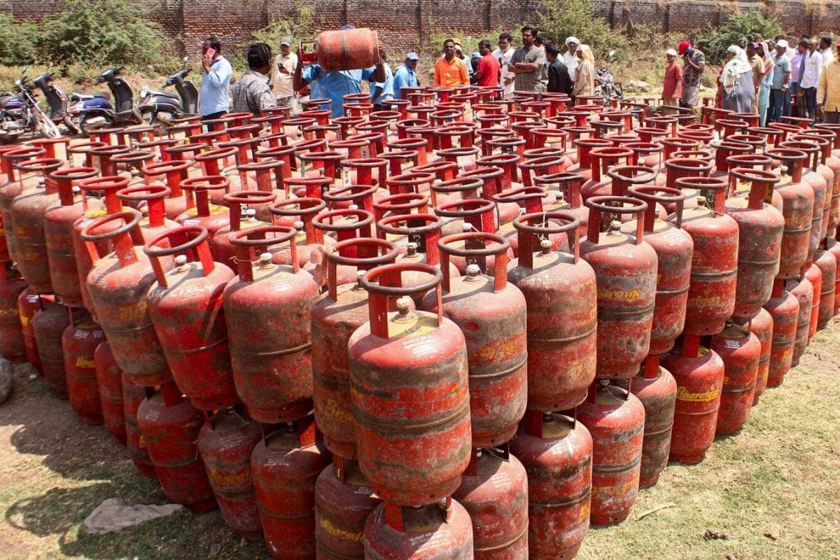 LPG Prices Rise Amid Iran War, Yet India’s Cooking Gas Costs Remain Among Lowest