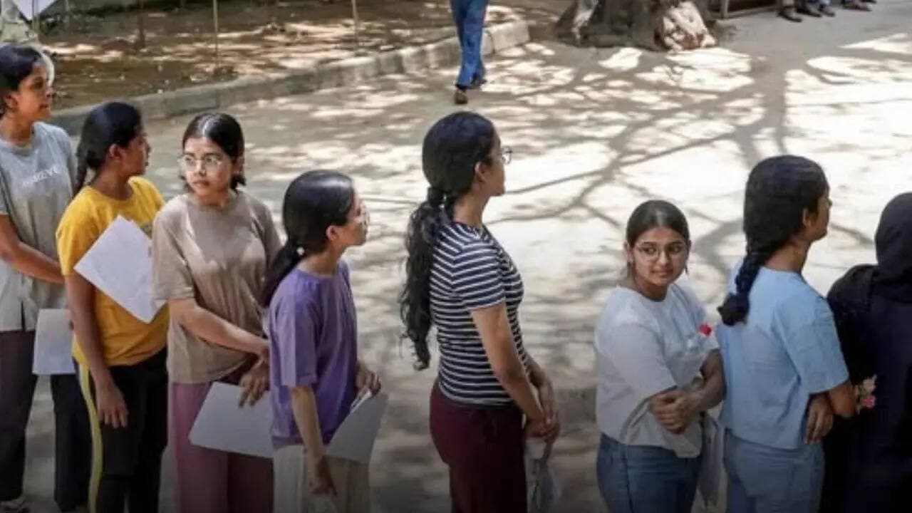 NEET-UG री-एग्जाम: NTA ने पेपर लीक के दावों को बताया फर्जी, केंद्र ने गलत सूचनाओं के खिलाफ कसी कमर