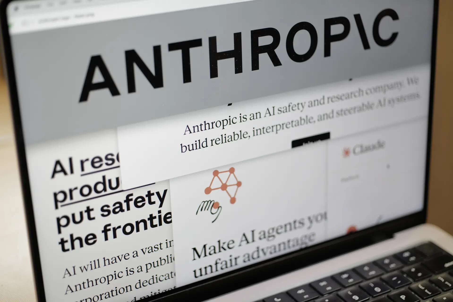 OpenAI Chip Lead Clive Chan Defects to Anthropic in Major Hardware Shake-up