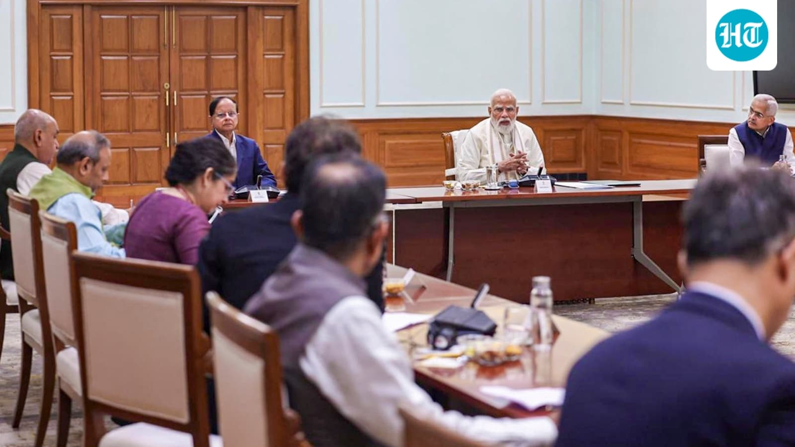 PM Modi Chairs High-Level EAC Meeting to Bolster Growth Amid Global Economic Headwinds