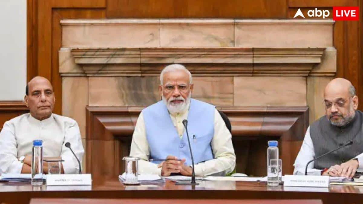 PM Modi Hits Out At 'Pessimists', Slams Critics Of Atmanirbhar Bharat In Surat Address