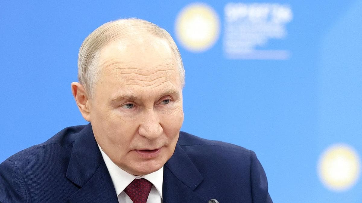Putin Rejects Zelenskyy Meeting, Vowing to Press Russia’s War Goals in Ukraine