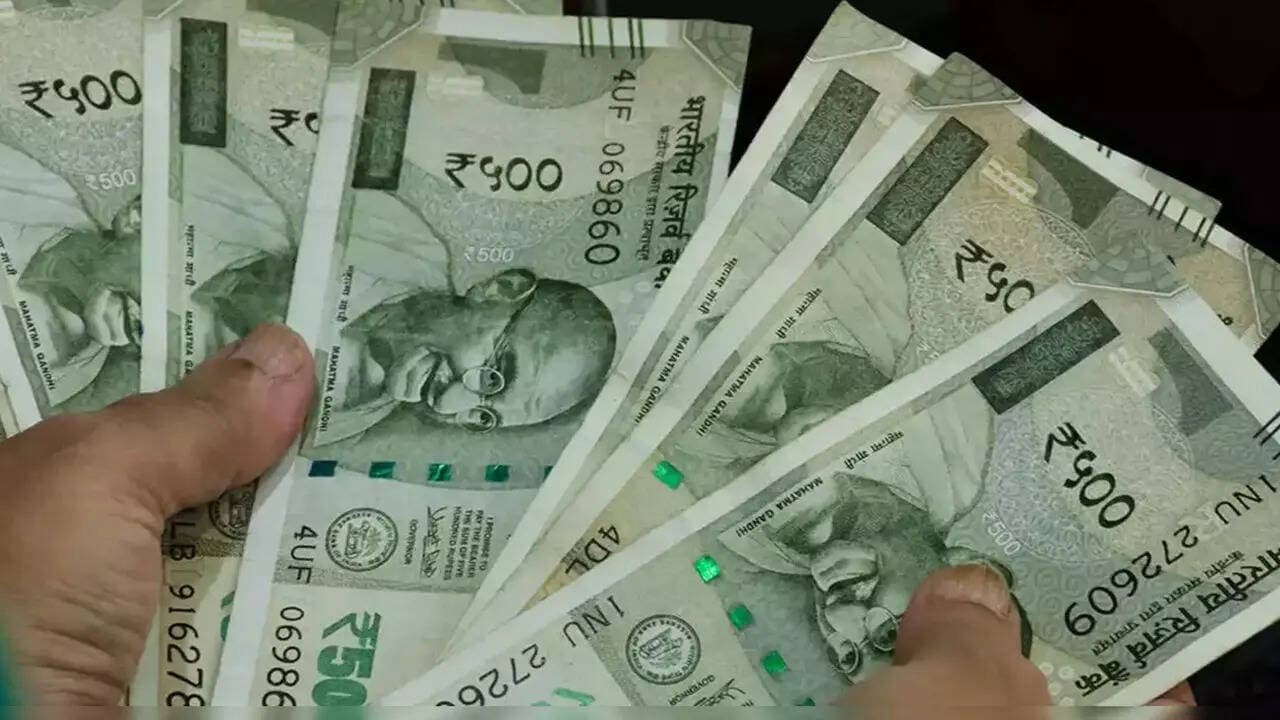 वैश्विक तनाव के बीच RBI की नई रणनीति से रुपया मजबूत, विदेशी निवेश आकर्षित करने की तैयारी