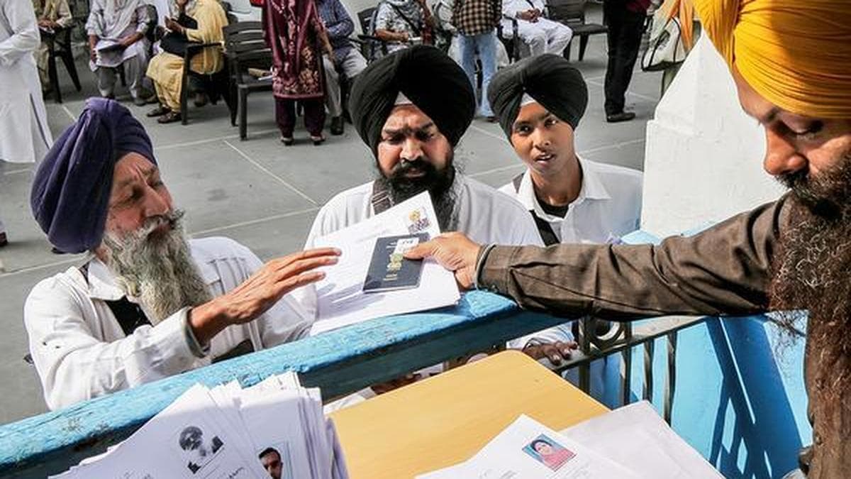 SGPC-led Jatha to Pakistan: 541 Pilgrims Get Visas for Guru Arjan Dev Martyrdom Anniversary