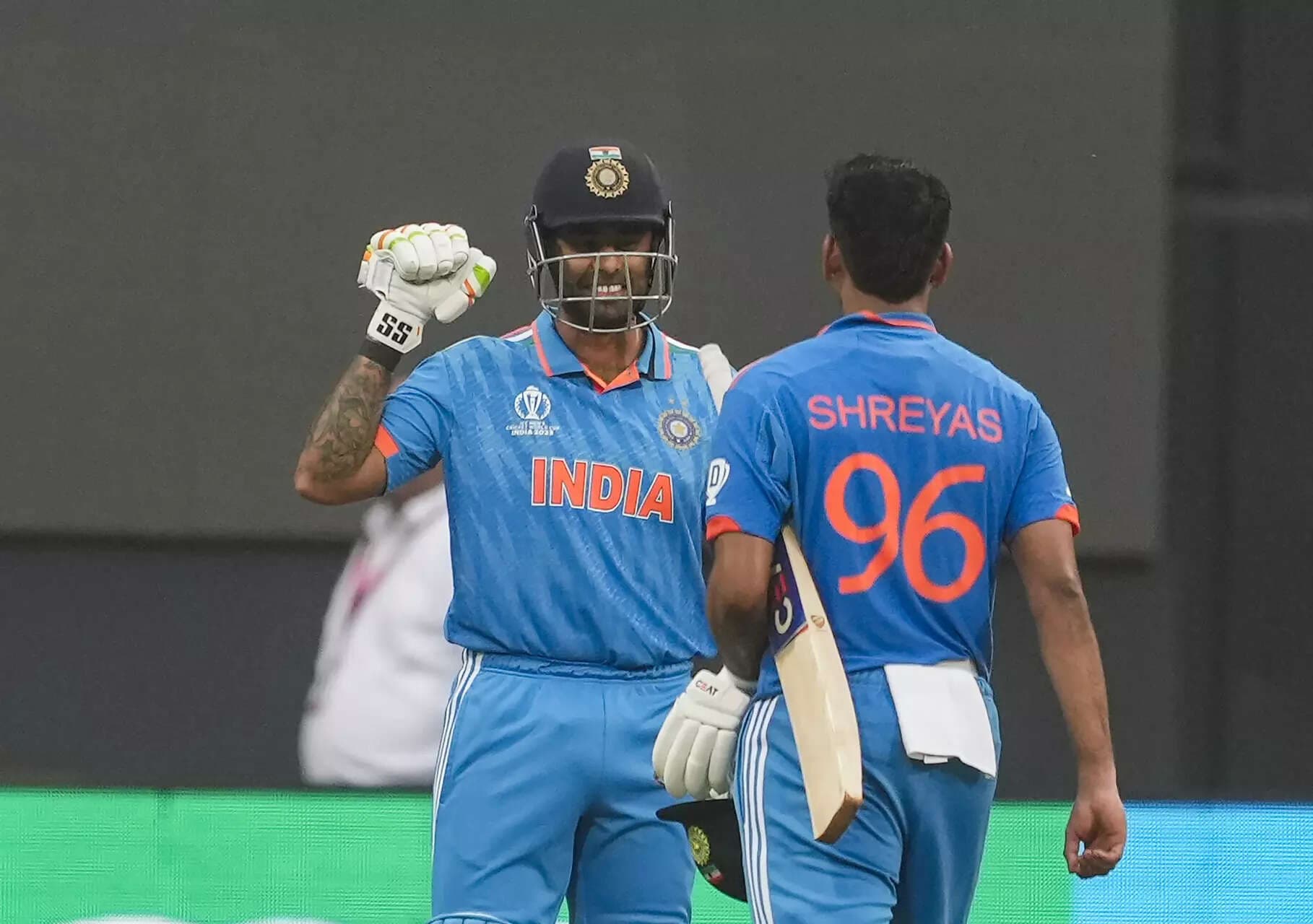 श्रेयस अय्यर के हाथों में भारतीय T20I कप्तानी, सूर्यकुमार यादव ने दिखाई खेल भावना