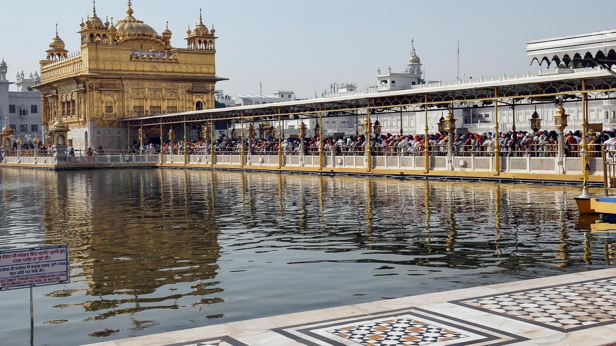 अमृतसर में तनाव: अकाल तख्त जत्थेदार ने धार्मिक कानूनों को लेकर पंजाब सरकार को दी चुनौती