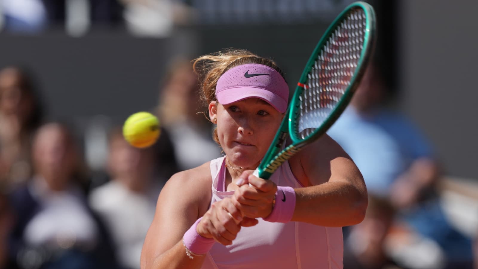 The Rise of a Star: Mirra Andreeva Claims Maiden French Open Title in Paris