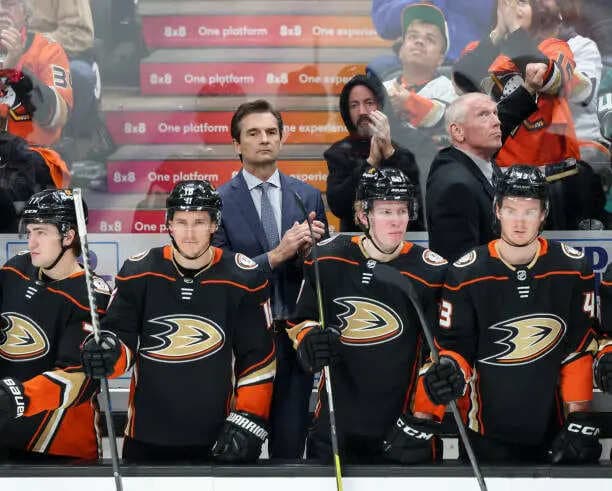 Toronto Maple Leafs Turn to Familiar Face in Ongoing Coaching Search