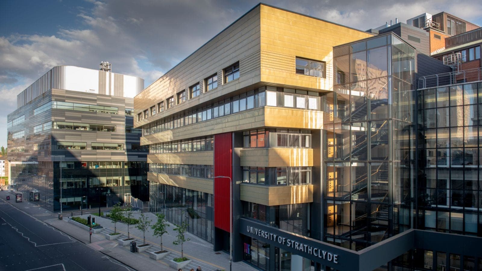 University of Strathclyde Announces £7,000 Scholarships for International Physics Students