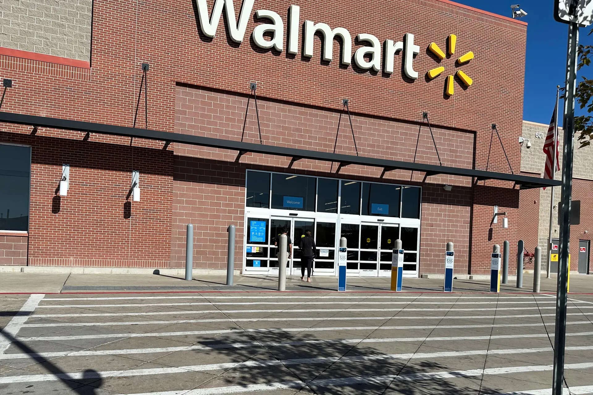 Walmart Shareholders Reject Proposal for Transparency on AI Impact
