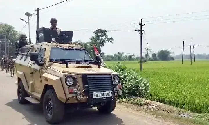 West Bengal STF Unearths Massive Illegal Firearms Cache from Sandeshkhali Pond