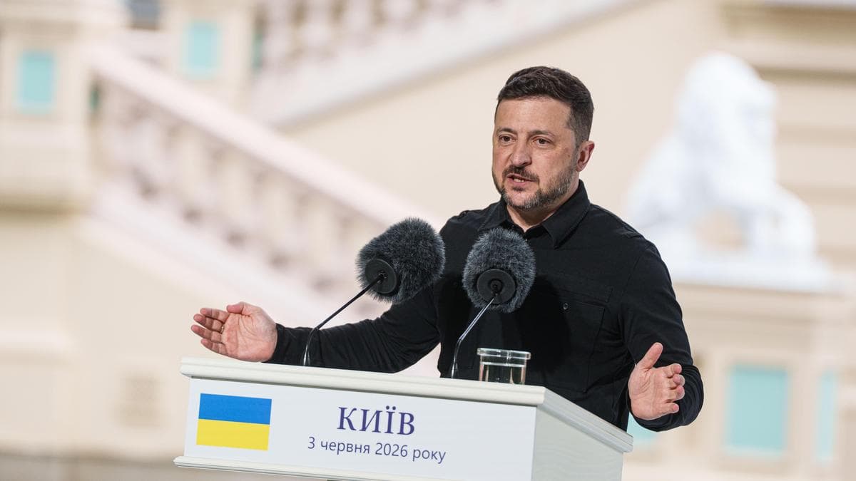 Zelenskyy Proposes Direct Talks with Putin in Rare Open Letter